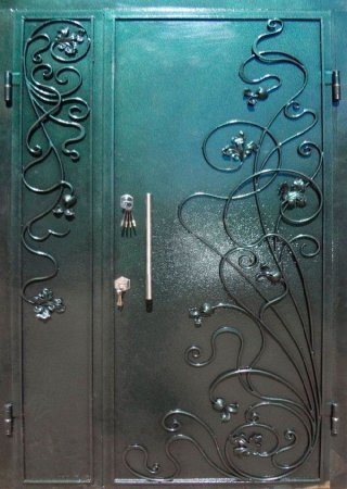 Металлическая дверь ковка 220х110