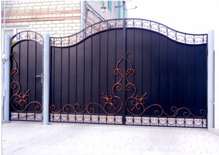 Ворота усадебные из профлиста