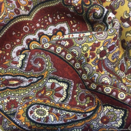Ларец Самоцветный платок Павлопосадский
