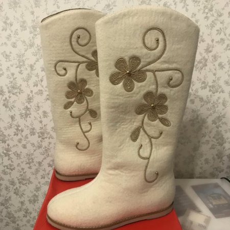 Валенки женские красные