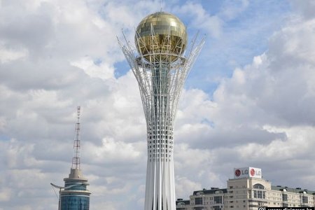 Монумент Астана-Байтерек