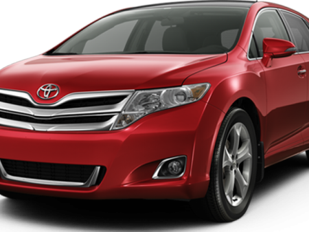 Toyota на белом фоне