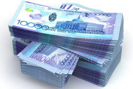 Стопка денег тенге