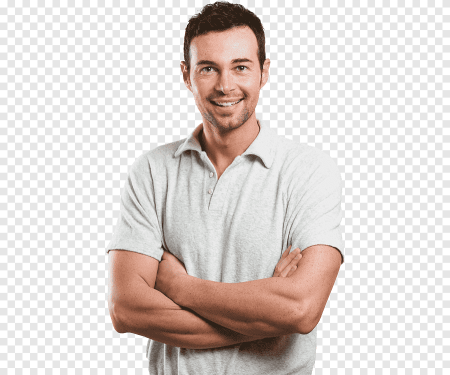 Мужик улыбается