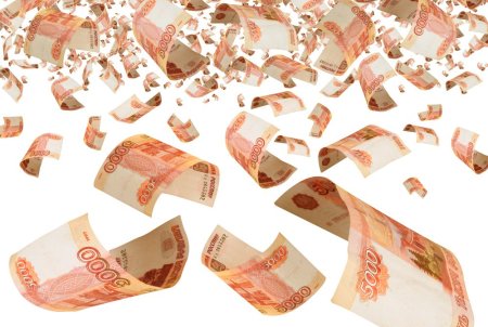 Пачка 5000 рублей сбоку