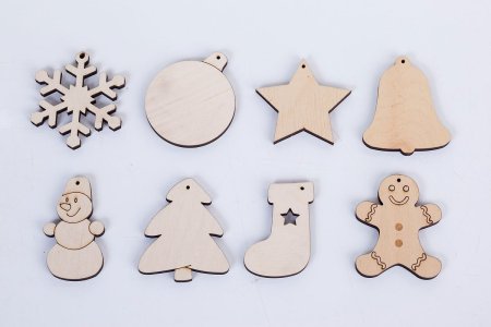 Елочные игрушки из фанеры