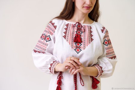 Национальная белорусская блузка