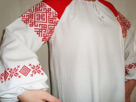 Русская вышитая рубаха