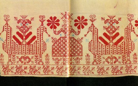 Русская народная вышивка птица