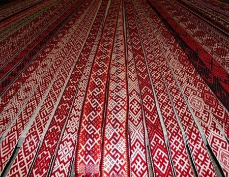 Атласный пояс с орнаментом кавказцев