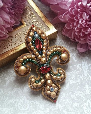 Брошка Лилия Королевская