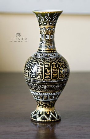 Вазы с египетским орнаментом