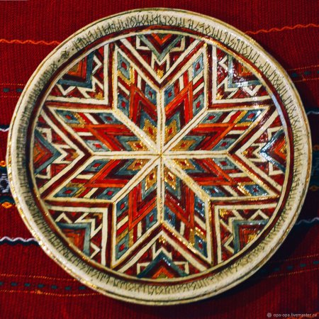 Славянский орнамент Алатырь
