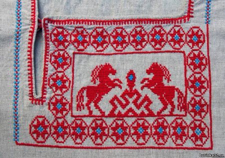 Конь Славянская вышивка