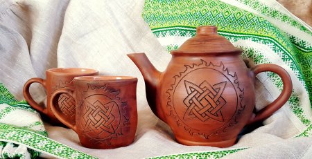Славянские обереги на посуде