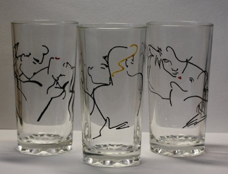 Стеклянная посуда с узорами