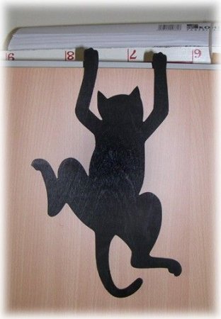 Кот из фанеры
