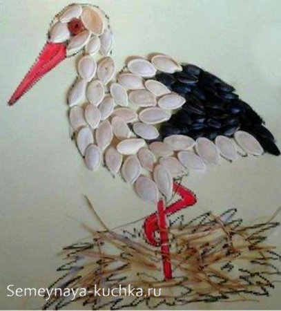 Аист из семечек