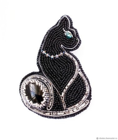 Брошь кошка бисер