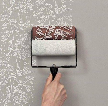 Покраска стен узорами