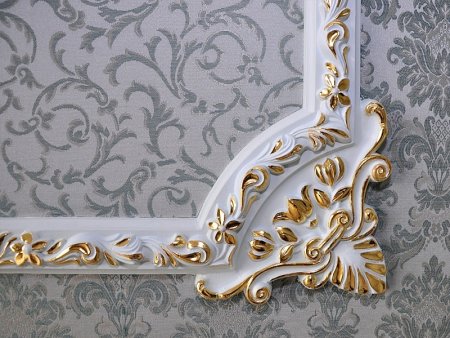 Багет на стену декоративный