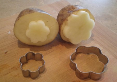 Печатка из картофеля