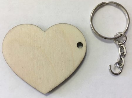 Брелок сердечко из дерева