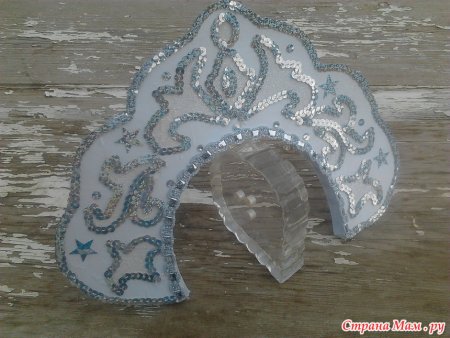 Кокошник из фоамирана для Снегурочки
