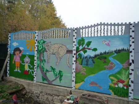 Раскрашенные заборы
