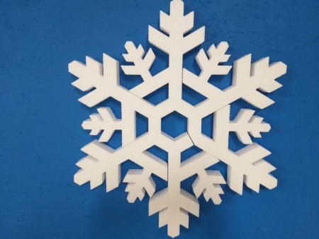 Снежинка изьенопласта