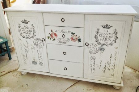 Декупаж шкафа в стиле Винтаж