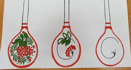 Хохломская роспись ложек в старшей группе