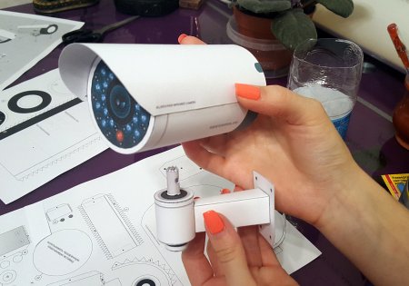 Муляж камеры из бумаги