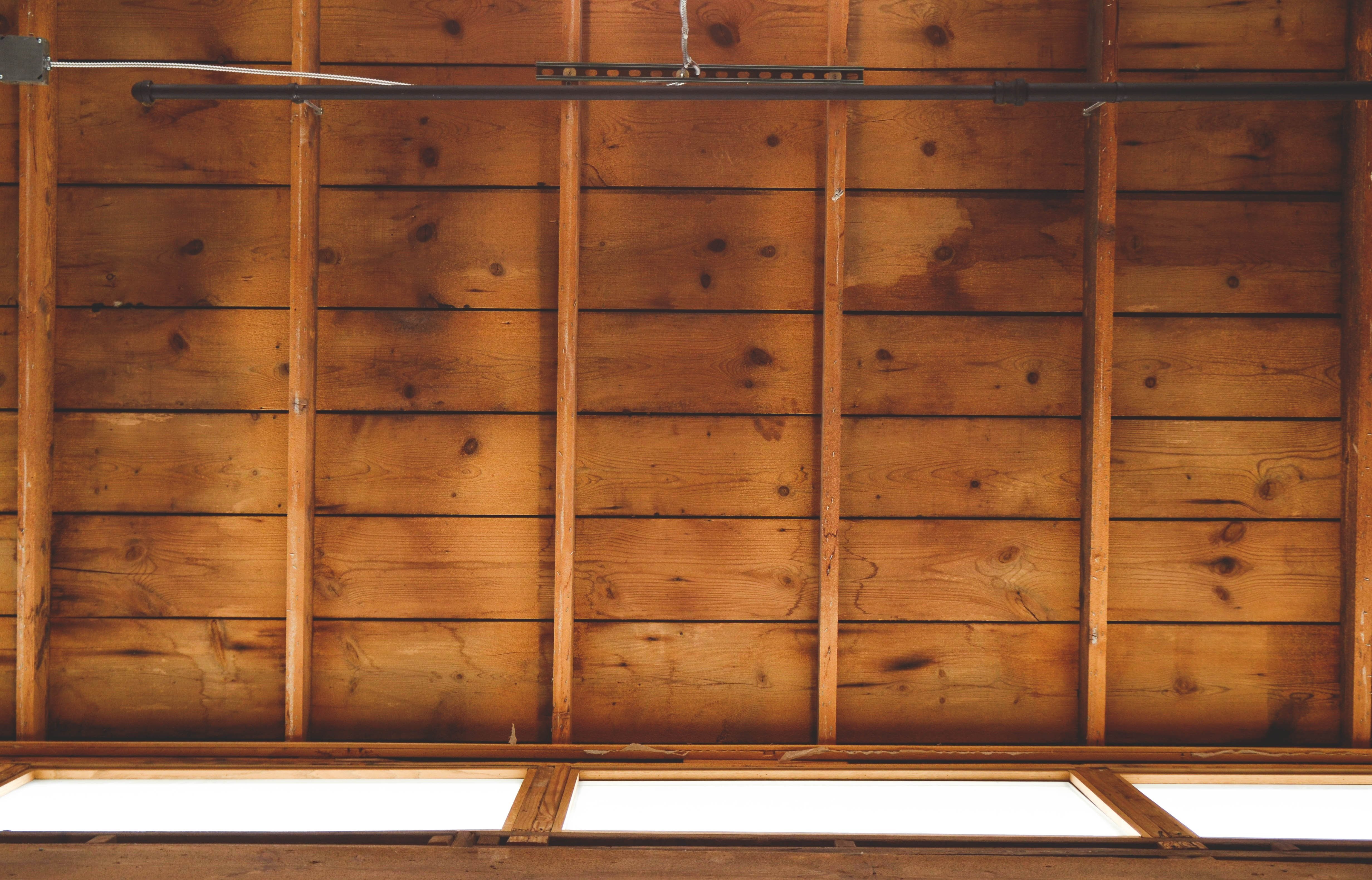New wooden. Деревянный потолок текстура. Деревянная стена для фотошопа. Деревянный фон. Деревянные рейки текстура.