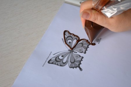 Бабочки из шоколада