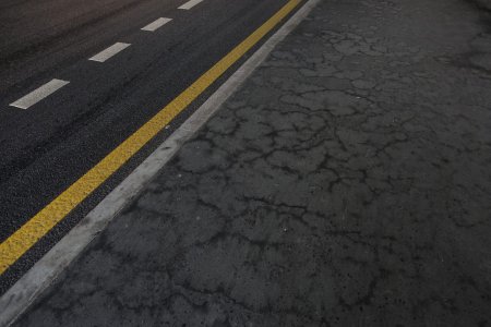 Текстура асфальта с разметкой