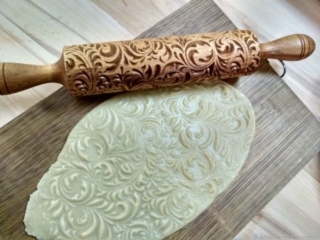Скалка с узором для печенья