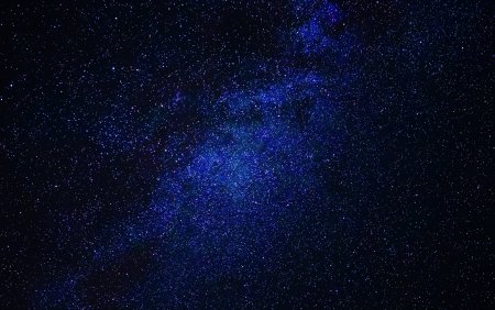 Темно синий космос 4 к