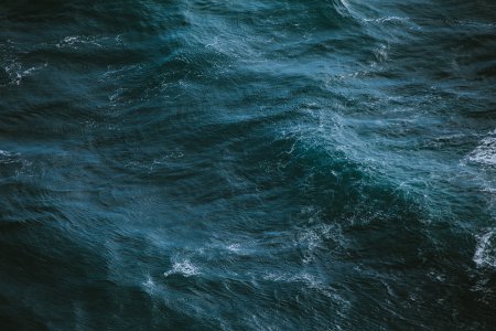 Морская поверхность