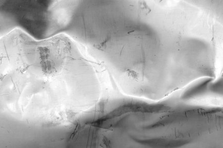 Вмятина на металле