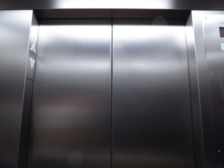 Двери лифта текстура