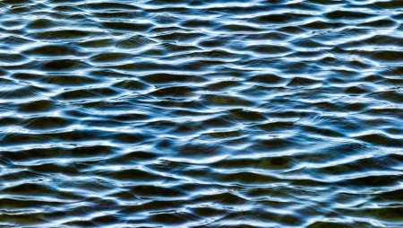 Гладь воды