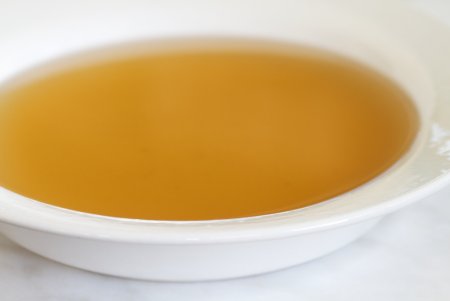 Бульон мясной прозрачный