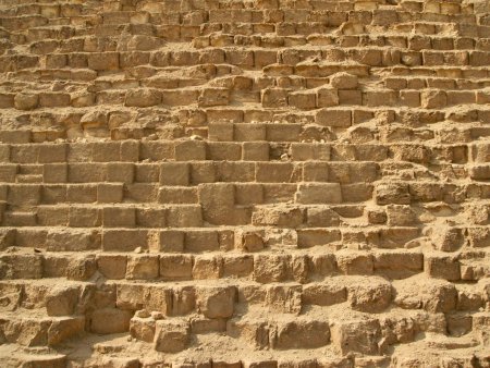 Пирамиды древнего Египта из сырцового кирпича