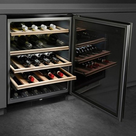Встраиваемый винный шкаф Smeg cvi338lwx2
