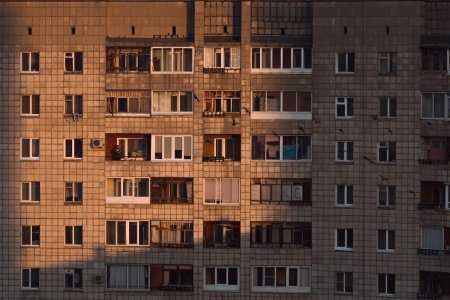 Дом окон