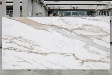 Мрамор Calacatta Borghini