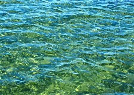 Поверхность воды