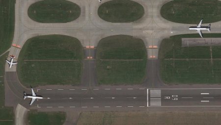 Разметка рулежных дорожек аэродромов