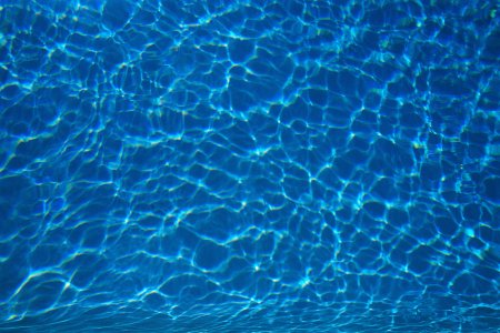 Поверхность воды